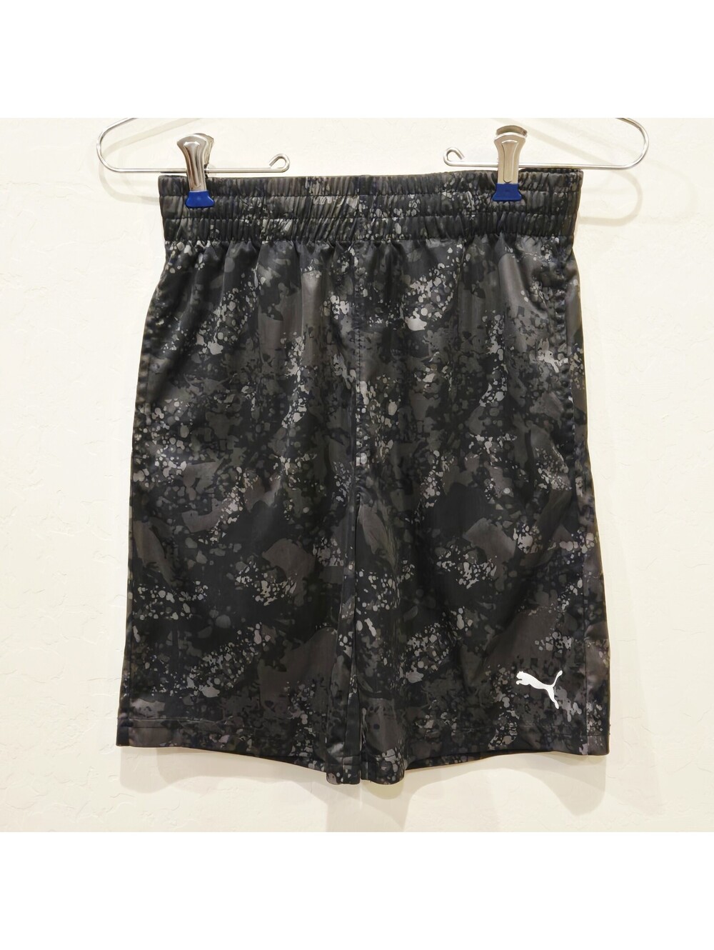 Puma Gray and Black Camo Athletic Shorts Boys' Size Medium 10/12